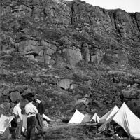 10 KMC Laddow Rocks camp (Derek Seddon)