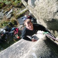 Craig with a final good jam on Sandy Crack (HS) - the condemed wait below (Colin Maddison)