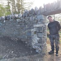 Ian Crook - master wall builder!
