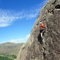 Kosta seconding "Trod Tethera"